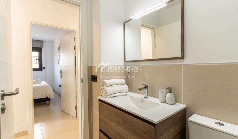 Foto ec5bce3d-6f81-4623-8132-dd6c568a9a15. Etagenwohnung mit parking pool in Casco Urbano Adeje