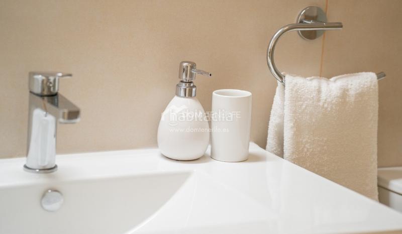 Foto f822e51c-aab5-4c78-9682-5054dc6cc7a9. Etagenwohnung mit parking pool in Casco Urbano Adeje