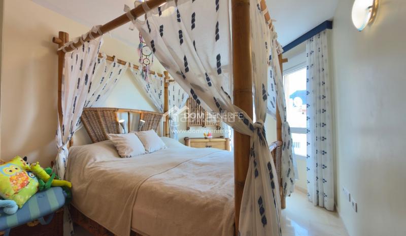 Foto 579cbcda-2ad5-42e3-9ad8-2483ad6ab16c. Etagenwohnung mit parking pool in La Caleta Adeje