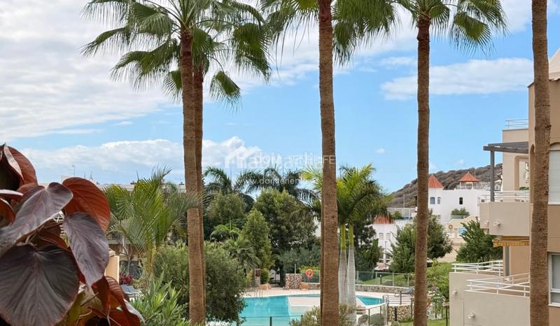 Foto 6f730554-ed20-40b2-817d-4da4fd46b1cb. Etagenwohnung mit parking pool in La Caleta Adeje