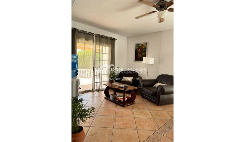 Foto 057562c7-f549-45c6-8340-1a4dcbcd0736. Casa amb aparcament a Playa de San Juan Guía de Isora