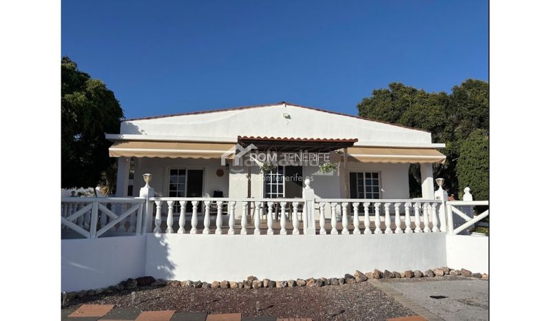 Foto 30354a7c-8543-4239-80ae-dbacd020a62a. Casa amb aparcament a Playa de San Juan Guía de Isora