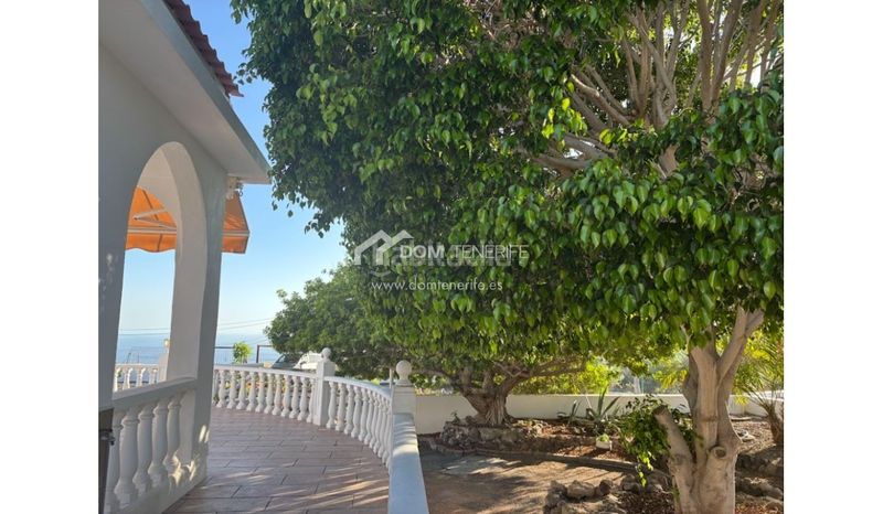 Foto ca65121d-ac97-4a9f-ad80-84b7bfce2a2b. Casa amb aparcament a Playa de San Juan Guía de Isora