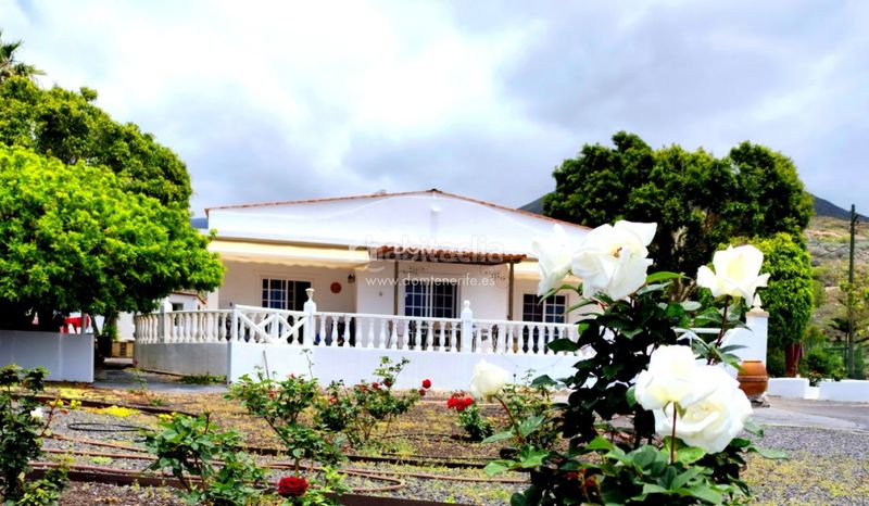 Foto e010ca60-73b4-4644-8ec8-c2802b4a5255. Casa amb aparcament a Playa de San Juan Guía de Isora
