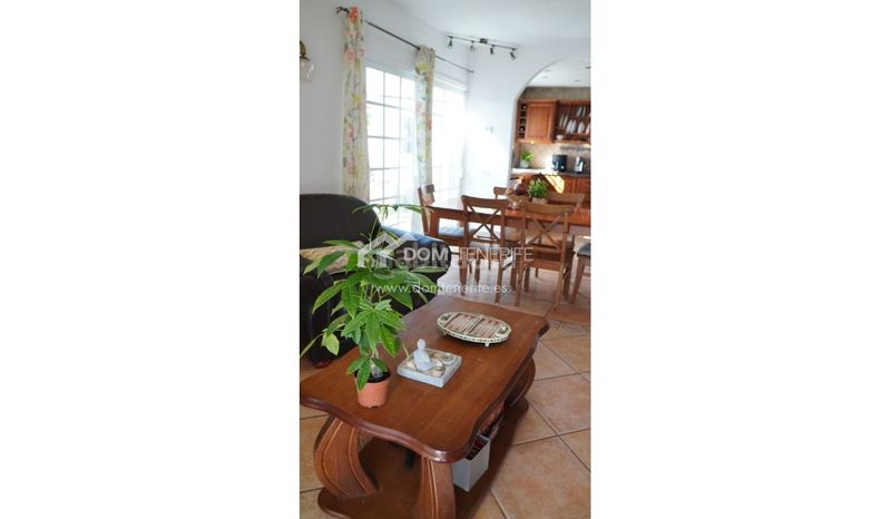 Foto e9a08ac9-aa6f-4574-bb0f-bd8019e8d174. Casa amb aparcament a Playa de San Juan Guía de Isora