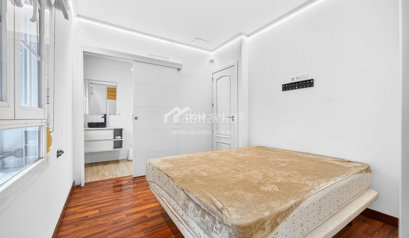Foto bf6affd9-27f8-41a8-a6e7-903681fc77bc. Casa amb aparcament piscina a Los Cristianos Arona