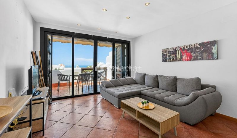 Foto 9851d0ce-0bbc-4ef5-9b6a-c3741807395b. Casa amb aparcament piscina a Callao Salvaje - Playa Paraíso Adeje