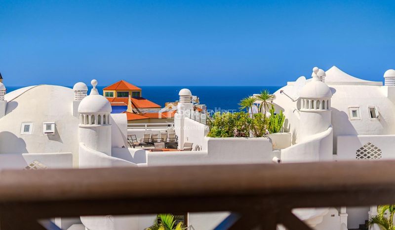 Foto ea78ed6b-d4b1-465e-94e9-254a9b351084. Casa amb aparcament piscina a Callao Salvaje - Playa Paraíso Adeje