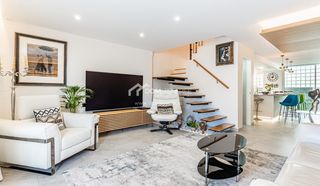 Casa en Los Cristianos. Elegante adosado en venta en los cristianos, tenerife, ubicado e