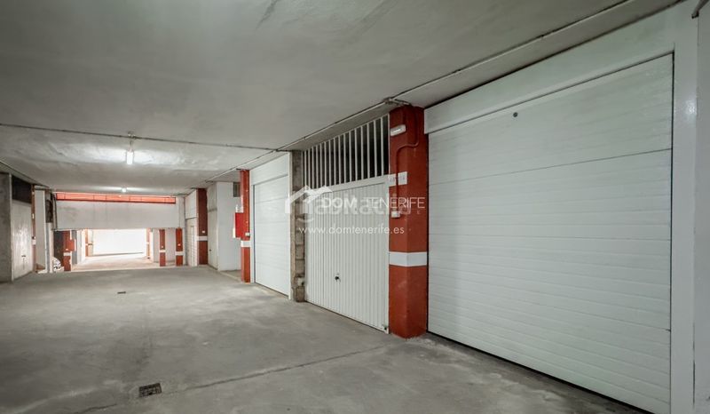 Foto 70c70ace-bd6f-46a2-8b08-62503b72a329. Casa amb aparcament piscina a Los Cristianos Arona