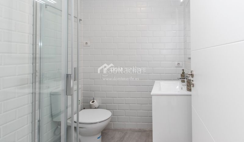 Foto 5ce186a0-5557-43e2-ab41-e4a719be5295. Pis amb aparcament piscina a Palm - Mar Arona