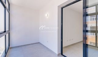 Pis a Playa de San Juan. Descubra este elegante y moderno apartamento de 2 dormitorios si