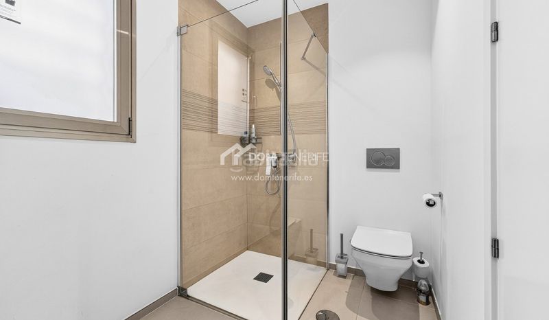 Foto ff376d33-b0f7-4d97-b6d3-e18a502e6d2e. Pis amb aparcament piscina a Palm - Mar Arona
