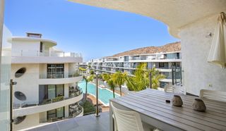 Appartamento in Palm - Mar. Una terraza superior de 140 m sobre 91 m construidos define este