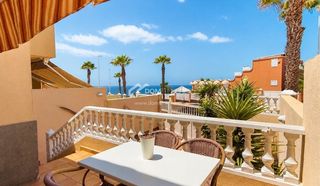 Miete Erdgeschoss in Playa del Duque. Dom tenerife se complace en presentar este elegante apartamento