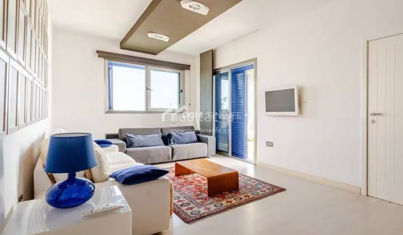 Foto be035f7b-67e6-4da8-8288-4bd2fb887eff. Casa amb calefacció aparcament piscina a Torviscas Centro y Alto Adeje