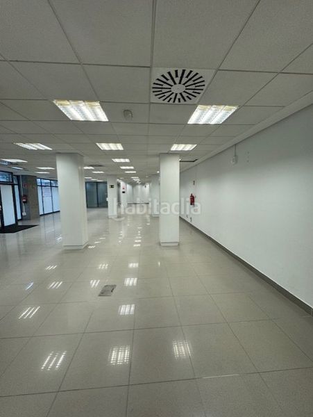Foto 8396aff1-6f52-47e6-b4ad-2a9e066f28c6. Alquiler local comercial en calle josé franchy roca 36 cristian en Palmas de Gran Canaria (Las)