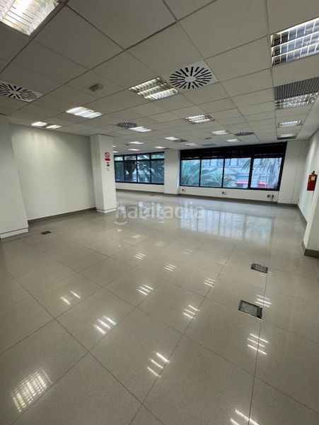 Foto a7804ca9-4d12-425b-9c9f-81cd336c0689. Alquiler local comercial en calle josé franchy roca 36 cristian en Palmas de Gran Canaria (Las)