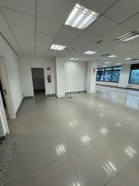 Foto e91ff2b1-8083-4257-9c58-e657ea00a794. Alquiler local comercial en calle josé franchy roca 36 cristian en Palmas de Gran Canaria (Las)
