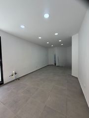 Geschäftsraum in Calle Veintinueve de Abril 50