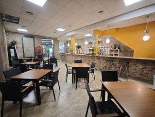 Traspàs Local Comercial a Rúa de sanjurjo badía 191. Cafetería en pleno funcionamiento en sanjurjo badía