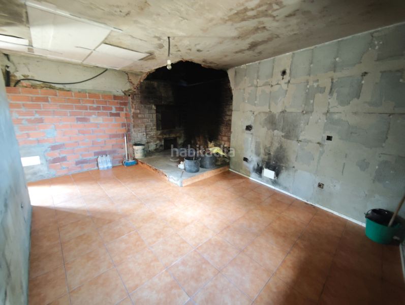 Foto cba99fe9-e20c-4e50-8a16-f0718385132d. Casa en rua orxeira 9 casa de piedra a restaurar en xesteda, en Cerceda