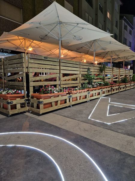 Foto 4afadb88-624b-40e2-af74-3d7e303d5c9f. Traspàs local comercial amb calefacció a Ordes