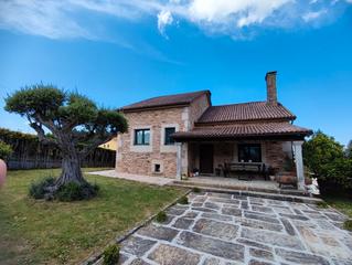 Chalet à Ordes. Excelente chalet al lado de ordes