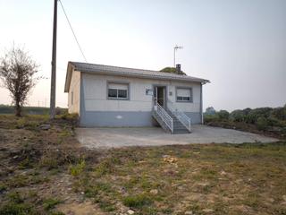 Maison à Ordes. Casa en parroquia de mercurín - ordes