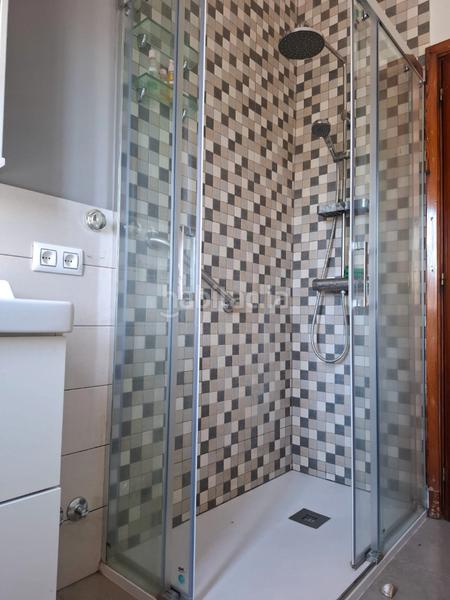 Foto 628a0589-e9c6-4ed4-afaf-8676e9d1eb52. Edifici a rúa josé antonio 18 a Ordes