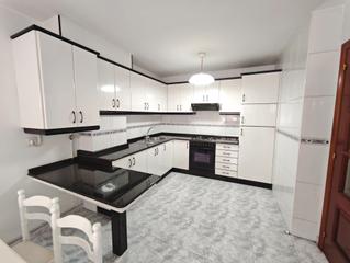 Appartement à Ordes. Precioso apartamento en ordes. ideal para alquilar.