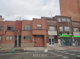 Autoparkplatz  Calle fuente el sol