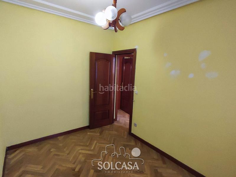 Foto 8d9b085b-86c5-4c2d-9078-d9c9d237cd2f. Pis amb calefacció aparcament a La Victoria - Puente Jardín Valladolid