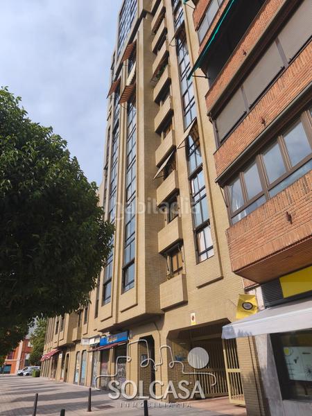 Foto e8ec4066-4874-45a4-81c8-2f17d9ce03d2. Aparcament cotxe a paseo isabel la catolica 29 a Valladolid