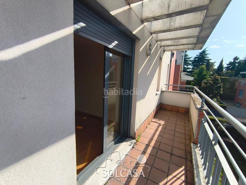 Foto 0b2fe9cd-6b3a-423a-a43c-70ce0460d797. Casa bifamiliare con riscaldamento parcheggio in La Victoria - Puente Jardín Valladolid