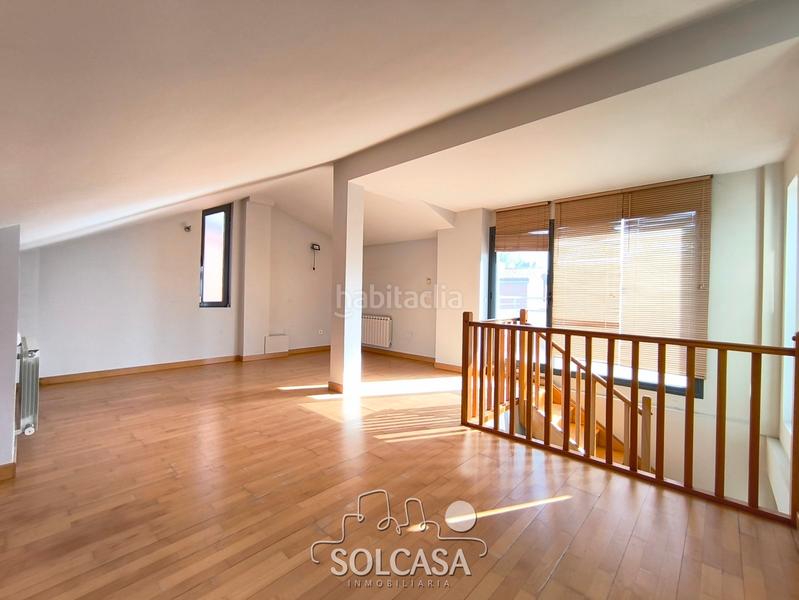 Foto 267fdc04-93c3-45f2-8931-50be692119a0. Casa bifamiliare con riscaldamento parcheggio in La Victoria - Puente Jardín Valladolid