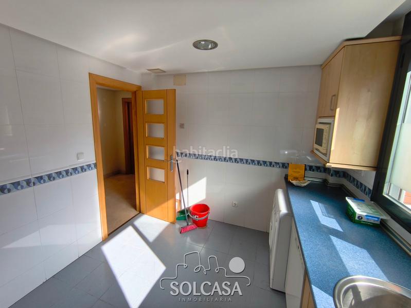 Foto 388be7de-470b-4217-b881-371d9476280f. Casa bifamiliare con riscaldamento parcheggio in La Victoria - Puente Jardín Valladolid
