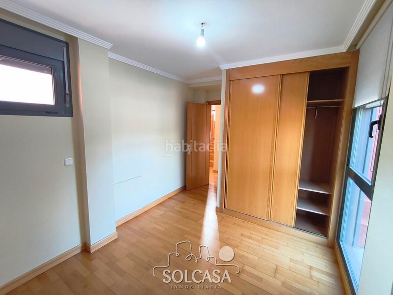Foto 5f15428e-388a-4343-a8b9-59d0036cf042. Casa bifamiliare con riscaldamento parcheggio in La Victoria - Puente Jardín Valladolid