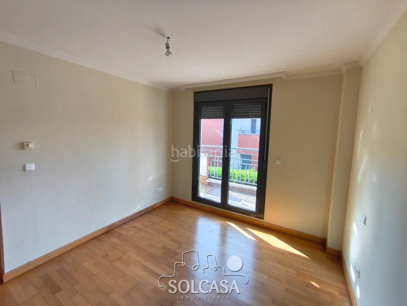 Foto 7416a911-1344-41a8-8a0e-3e53005cbee1. Casa bifamiliare con riscaldamento parcheggio in La Victoria - Puente Jardín Valladolid
