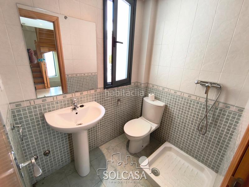 Foto ab93601e-686f-4720-8940-b7a5ce1f332c. Casa bifamiliare con riscaldamento parcheggio in La Victoria - Puente Jardín Valladolid