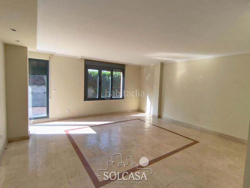 Foto cef5d2f4-4d5a-4c21-b4ef-2d4a2b28b6ad. Casa bifamiliare con riscaldamento parcheggio in La Victoria - Puente Jardín Valladolid