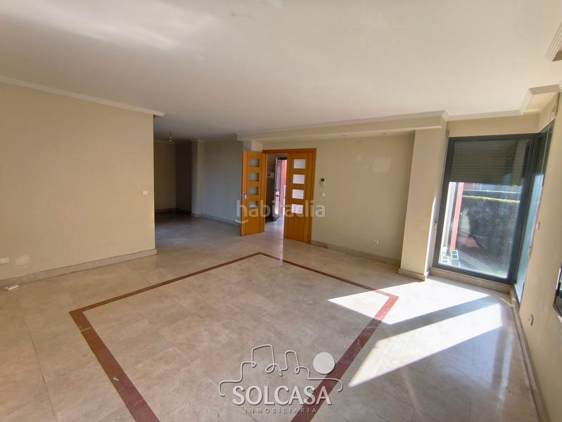Foto d0dcf001-c470-45fc-bb0b-f880de3122d2. Casa bifamiliare con riscaldamento parcheggio in La Victoria - Puente Jardín Valladolid