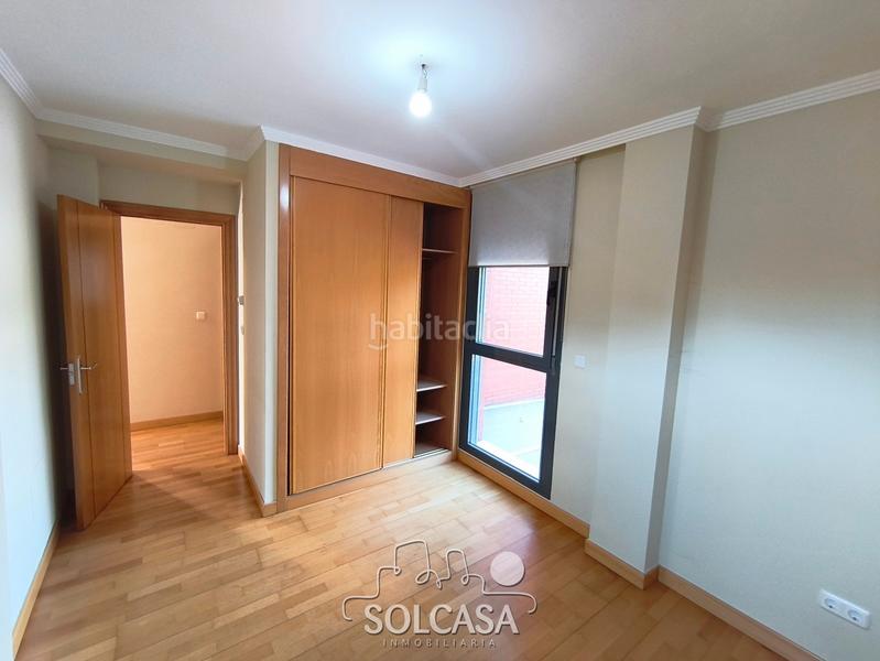 Foto e9a34990-eefd-45f4-9e4c-49c7816672c8. Casa bifamiliare con riscaldamento parcheggio in La Victoria - Puente Jardín Valladolid