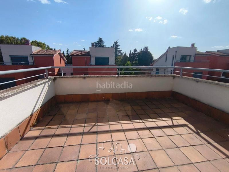 Foto fd518d79-dd4a-4669-9346-74a0e712b599. Casa bifamiliare con riscaldamento parcheggio in La Victoria - Puente Jardín Valladolid