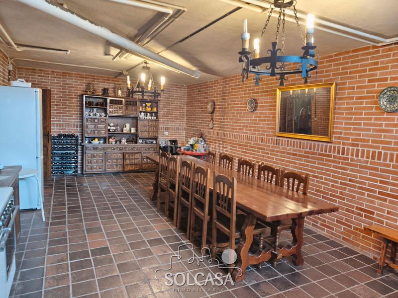 Foto 22487b13-e2be-4d3d-b5f2-9c1367abaccf. Chalet mágnifico chalet independiente en urb. las aceñas () con piscina y nave de 200m en parcela urbana de 3700m en Simancas