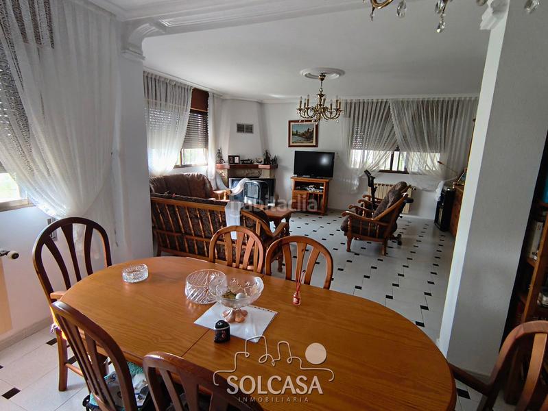 Foto f4350034-5677-4d19-a680-526943186ef5. Chalet mágnifico chalet independiente en urb. las aceñas () con piscina y nave de 200m en parcela urbana de 3700m en Simancas