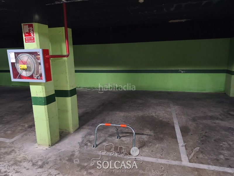 Foto 96158600-a5c1-4039-aeae-8cd93dd84811. Aparcament cotxe a La Victoria - Puente Jardín Valladolid