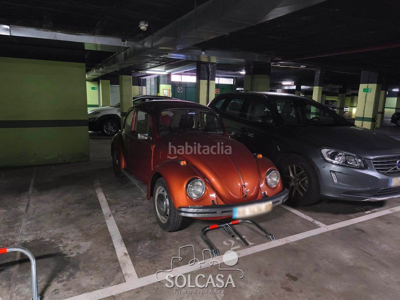 Foto b3040d71-c785-4448-8139-c103b3792730. Aparcament cotxe a La Victoria - Puente Jardín Valladolid