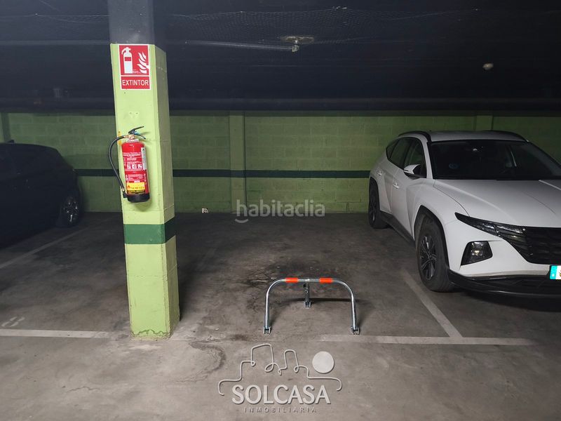Foto f836542d-9e9d-4d2f-baaa-15b5765953a4. Aparcament cotxe a La Victoria - Puente Jardín Valladolid