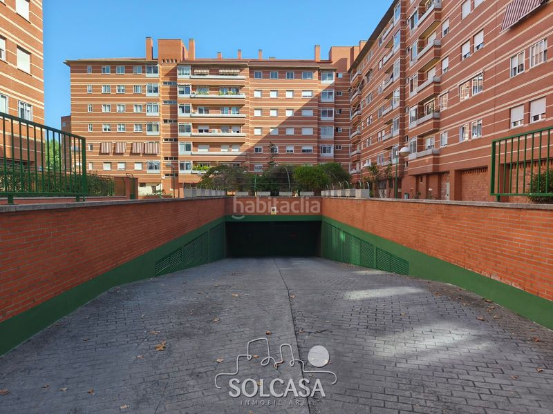 Foto c919cdce-013e-4465-a8dc-c9101adbcacc. Aparcament cotxe a La Victoria - Puente Jardín Valladolid
